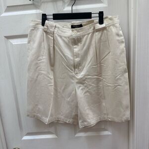 Christian Dior white cream long shorts vintage 38